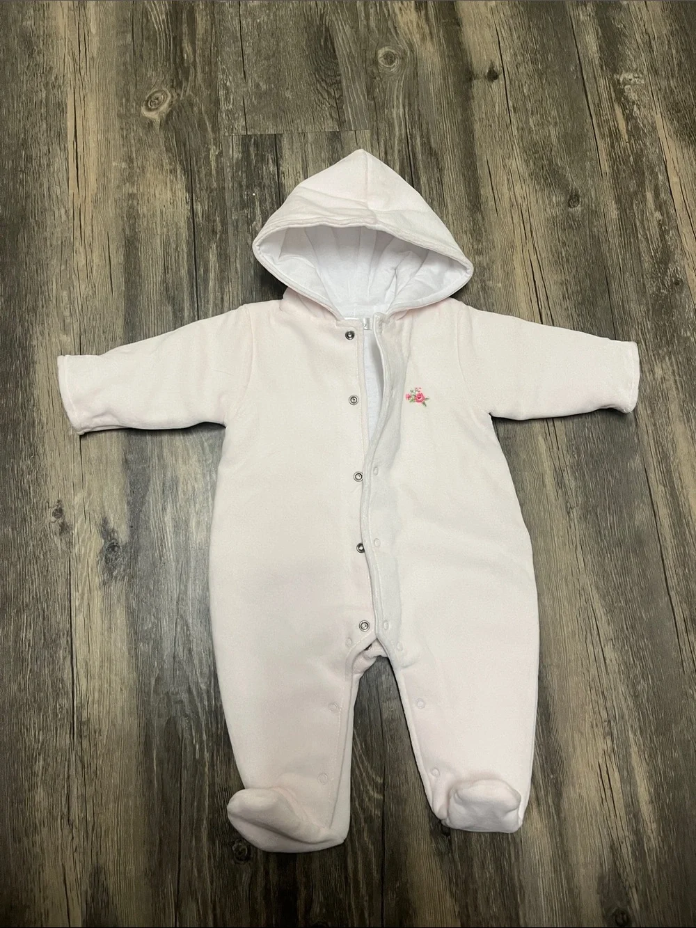 Kissy kissy baby pink bunting size 0-3 months